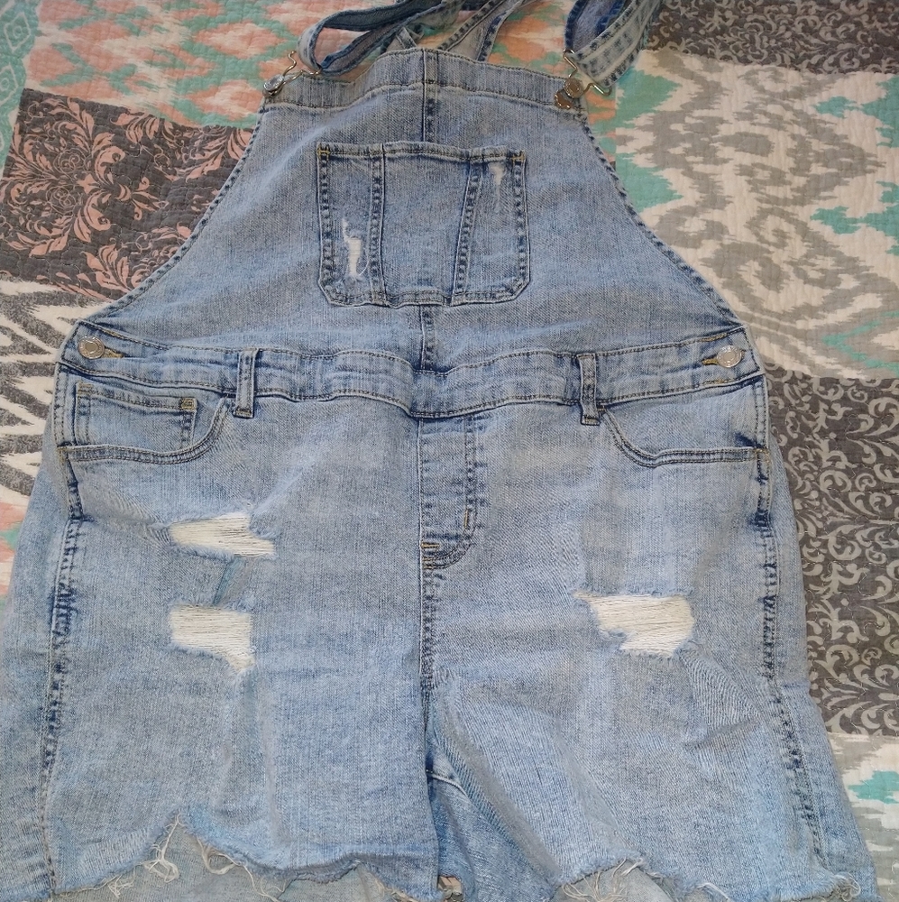 Maurices Bib shorts